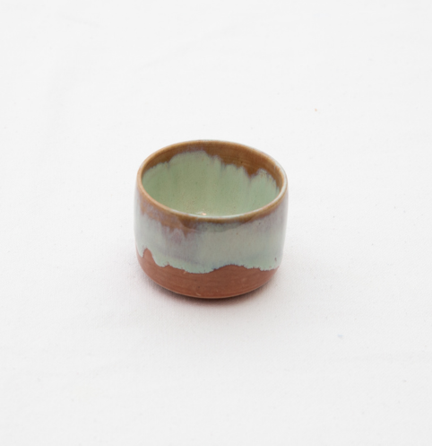 Keramik Teetasse im AtelierMON